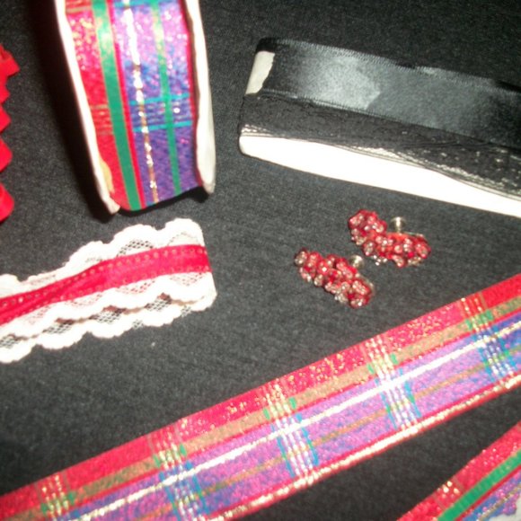 COQUETTE VINTAGE RIBBONS & LACE MAKE BOWS BUNDLE PLUS - Picture 4 of 5